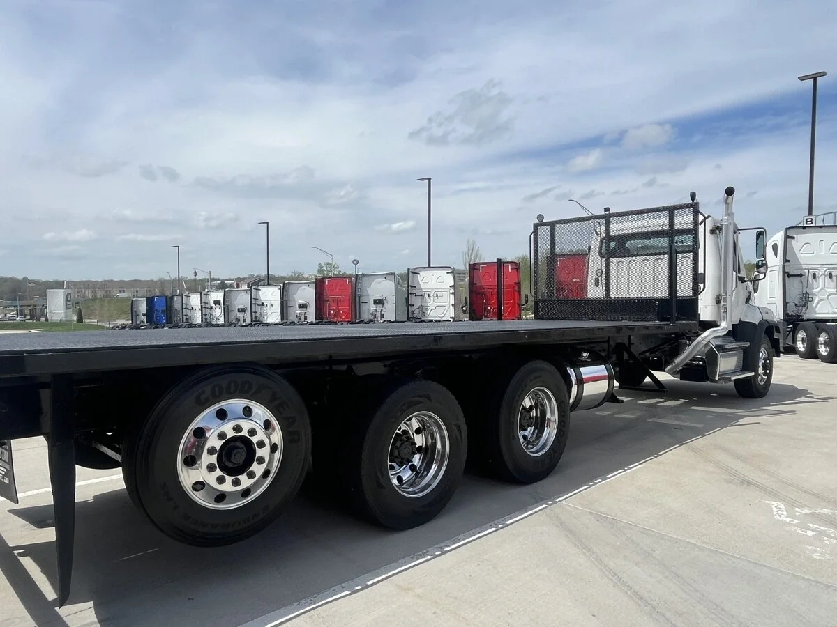 2017 Freightliner 114SD - image 7