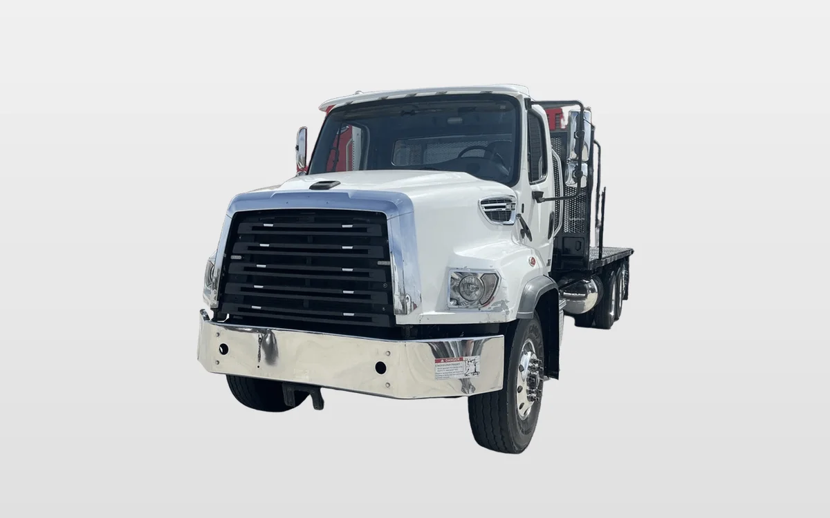2017 Freightliner 114SD - image 1
