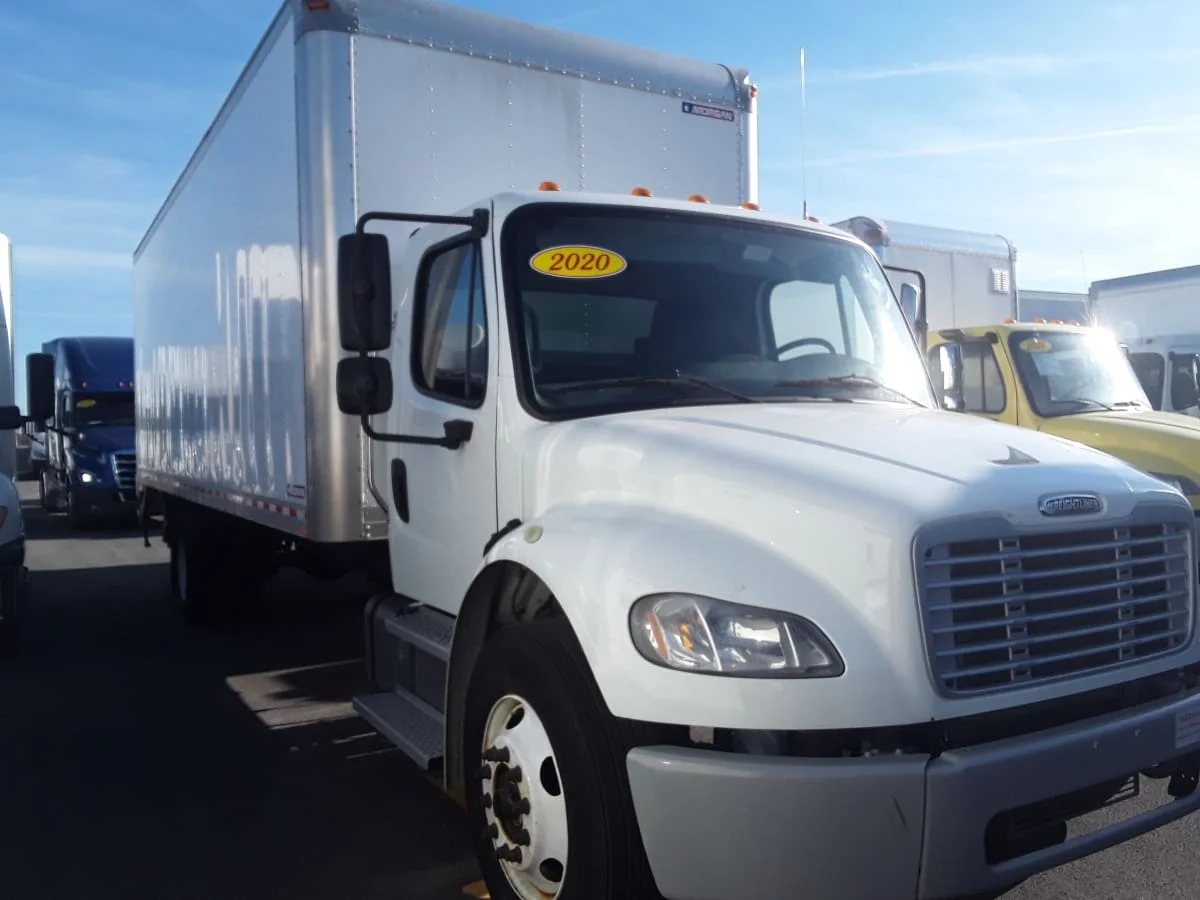 2020 Freightliner M2 106 in Bolingbrook, IL — photo 3