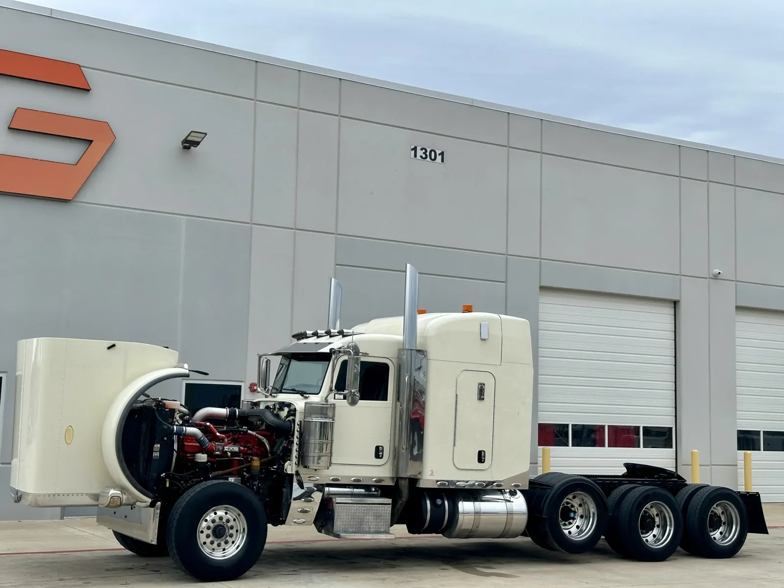 2018 Peterbilt 389 in Hutchins, TX — photo 10