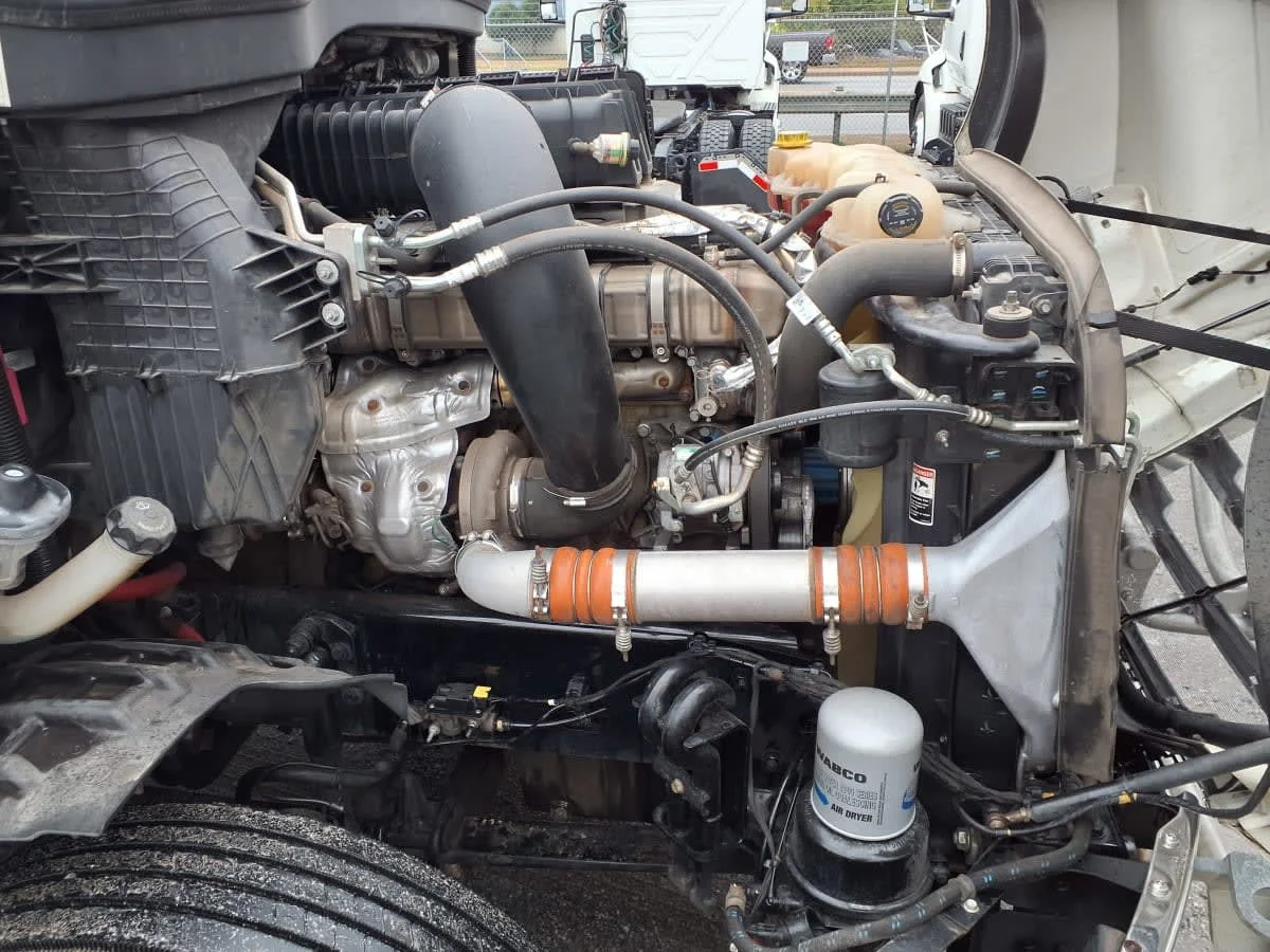 2020 Freightliner Cascadia in Greenville, SC — photo 12