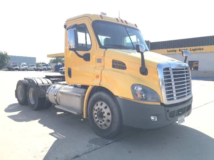 2019 Freightliner Cascadia in Houston, TX