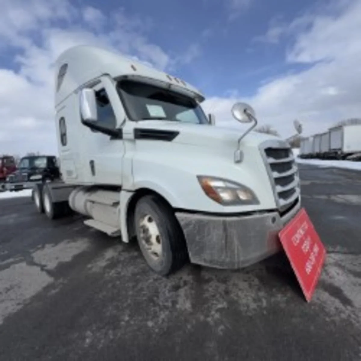 2020 Freightliner Cascadia in Syracuse, NY — photo 3