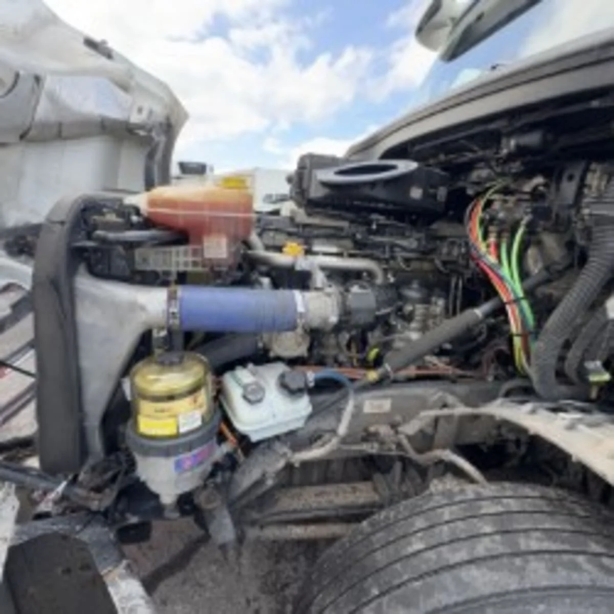 2020 Freightliner Cascadia in Syracuse, NY — photo 11
