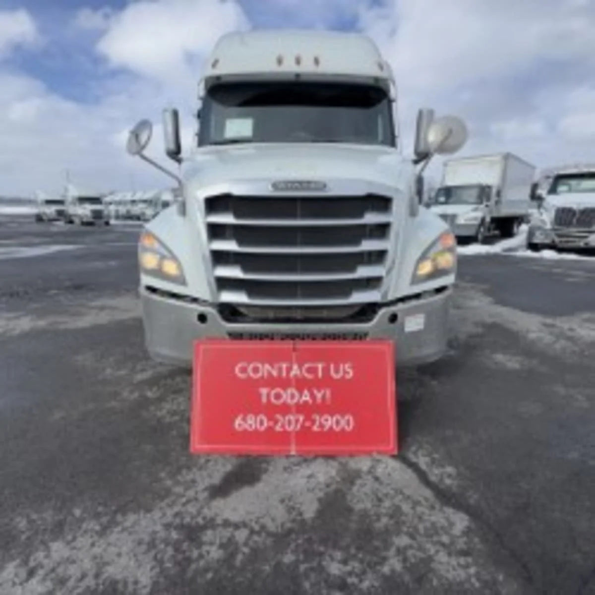 2020 Freightliner Cascadia in Syracuse, NY — photo 2
