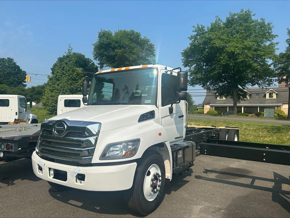 2026 Hino L6 - image 8