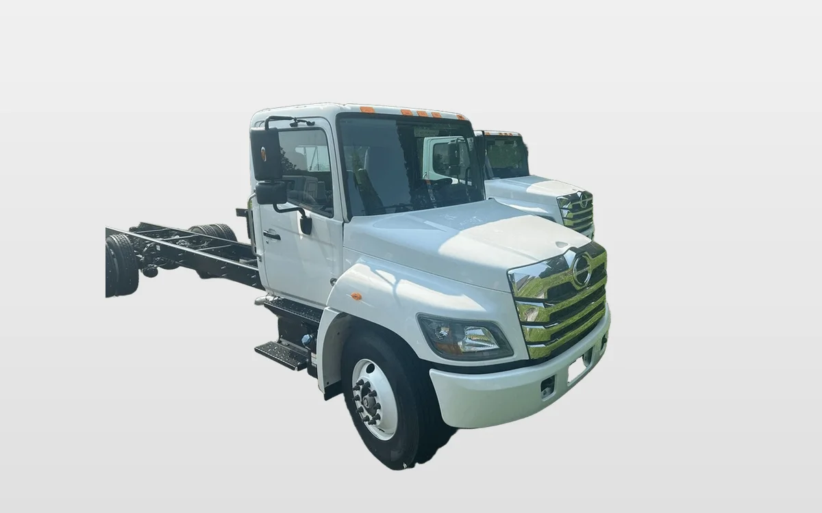 2026 Hino L6 - image 1