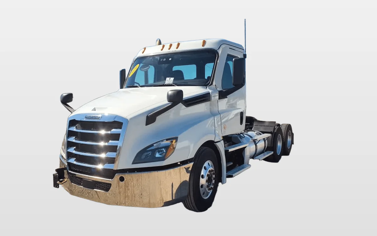 2021 Freightliner Cascadia - image 1