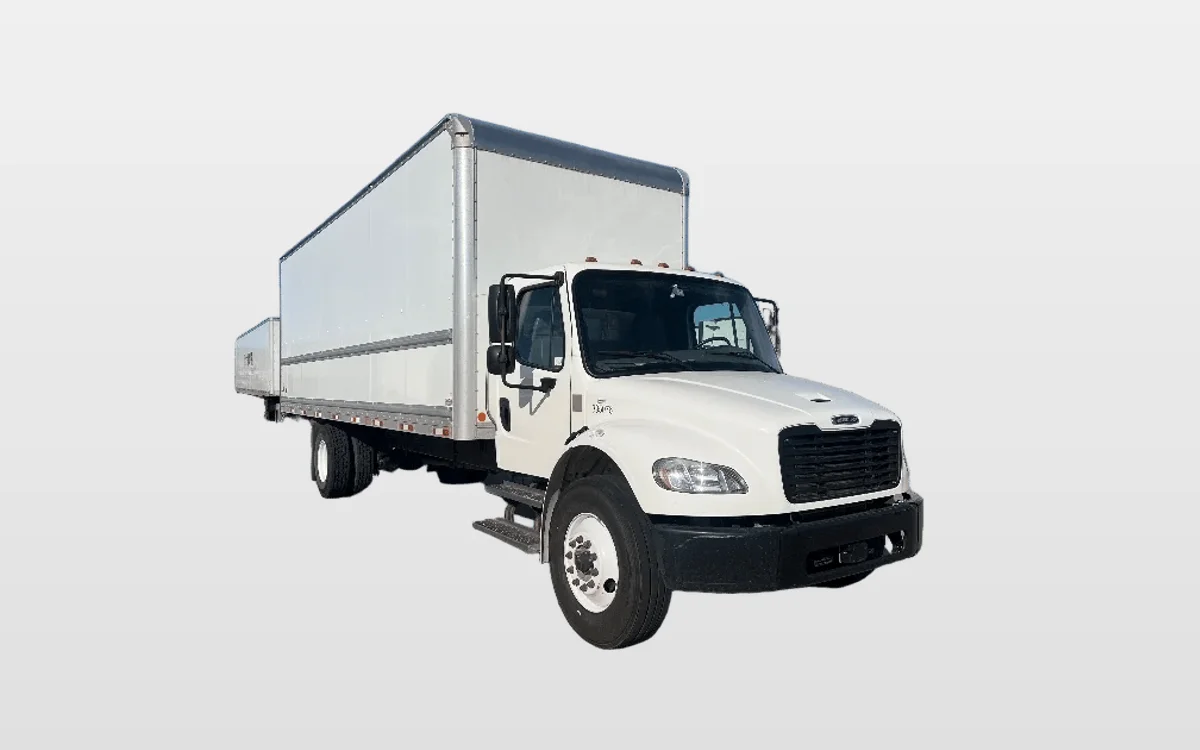 2022 Freightliner M2 106 - image 1
