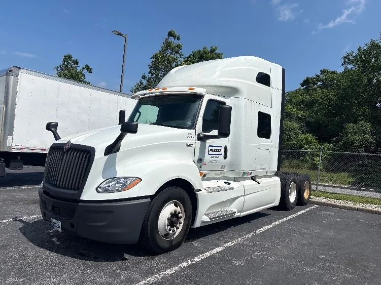 2020 International LT in Montgomery, NY — photo 3