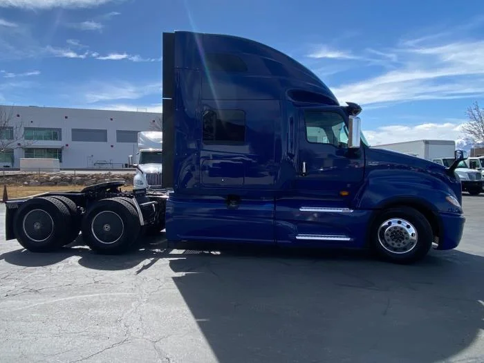 2026 International LT - image 5