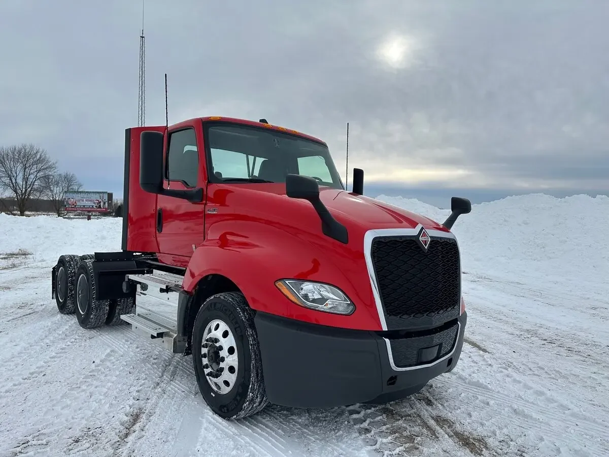 2026 International LT - image 2