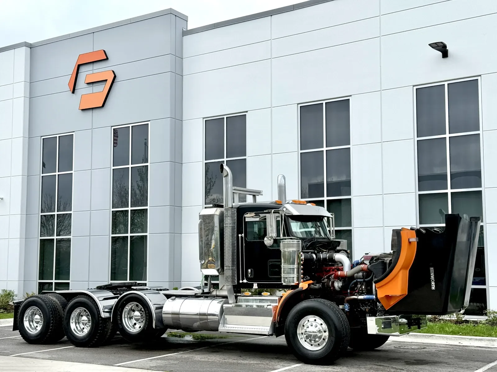 2012 Kenworth T800 - image 9