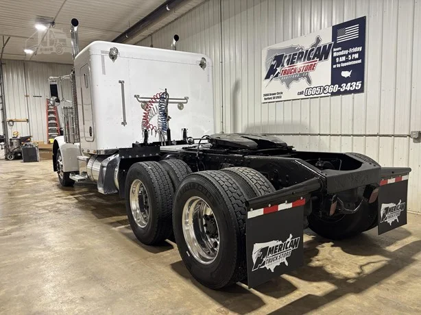 2007 Peterbilt 379 in Hartford, SD — photo 5