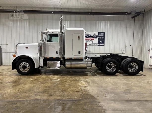 2007 Peterbilt 379 in Hartford, SD — photo 4