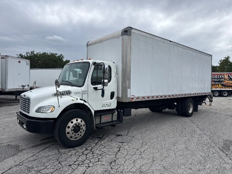 2019 Freightliner eM2 in Pompano Beach, FL — photo 3