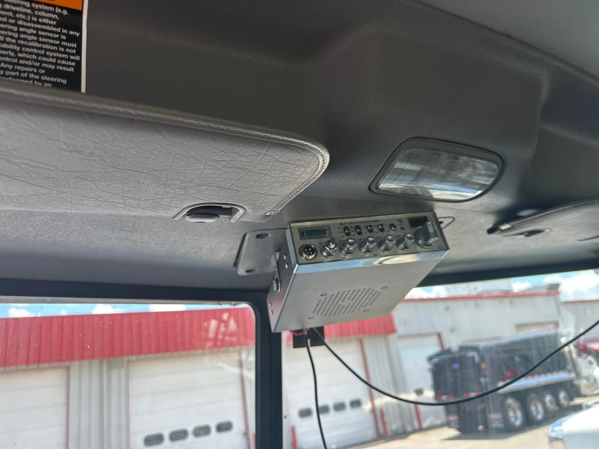 2020 Peterbilt 389 in Etna, OH — photo 9