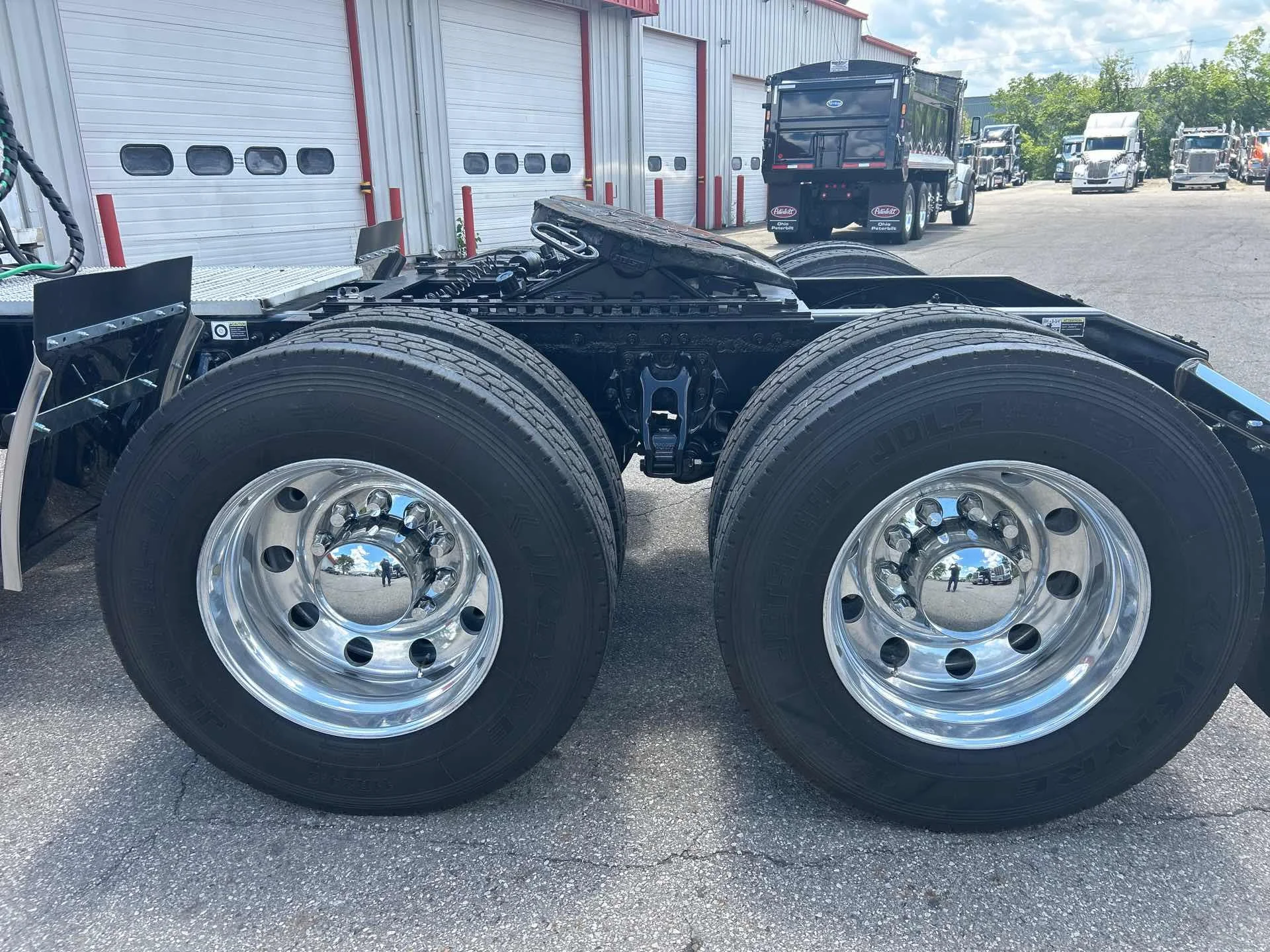 2020 Peterbilt 389 in Etna, OH — photo 15