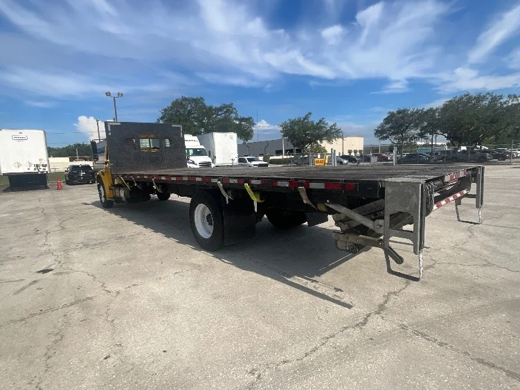 2020 Freightliner M2 106 in Tampa, FL — photo 6
