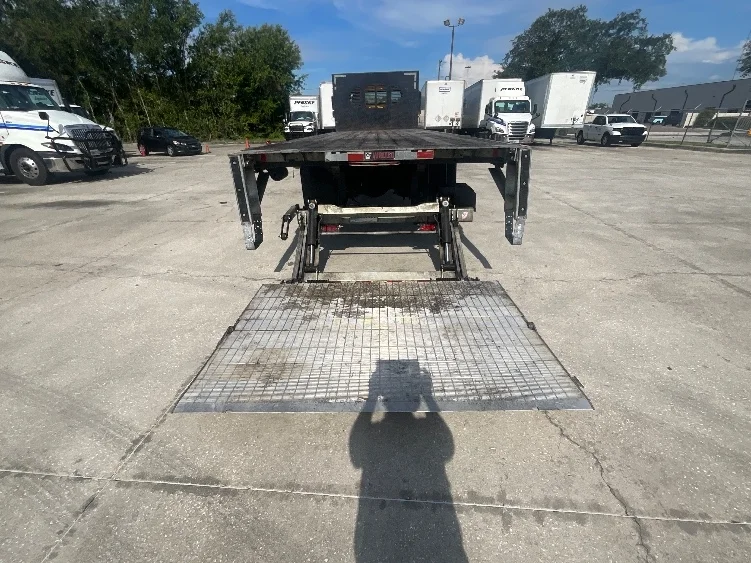 2020 Freightliner M2 106 in Tampa, FL — photo 9