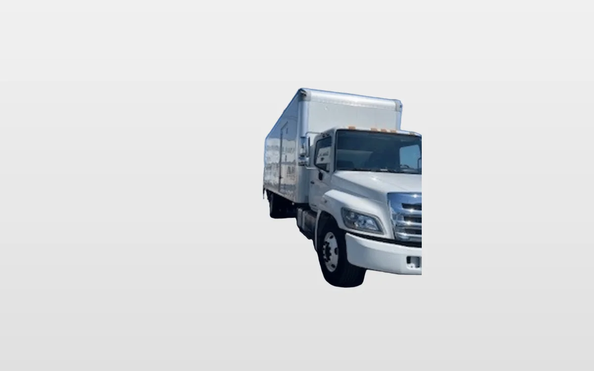 2016 Hino 268 - image 1