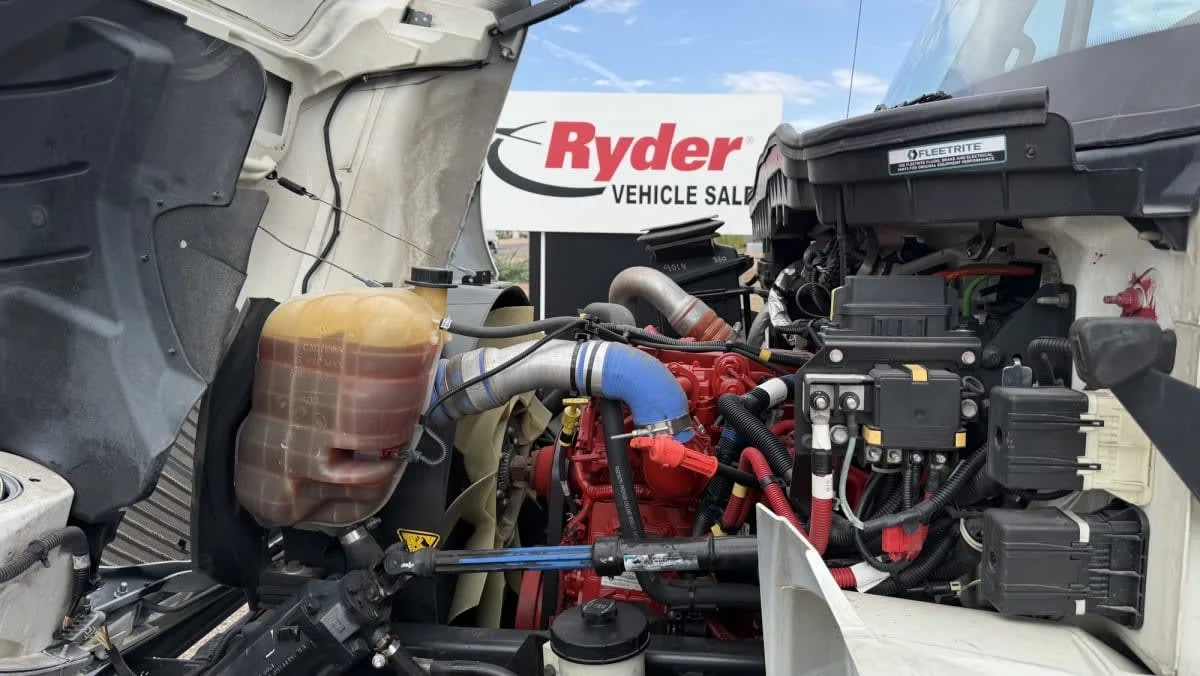 2019 International 4300 in Phoenix, AZ — photo 9