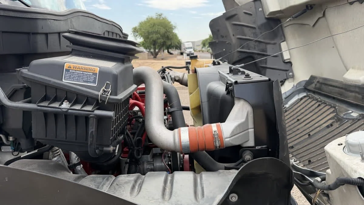 2019 International 4300 in Phoenix, AZ — photo 15