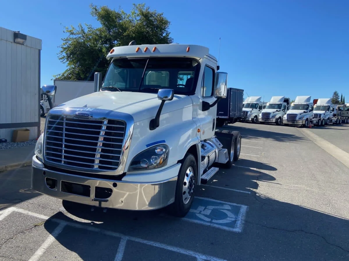 2020 Freightliner Cascadia