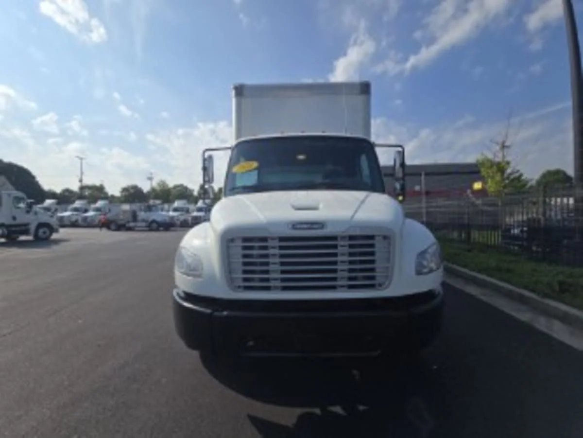 2021 Freightliner M2 106 in Atlanta, GA — photo 2