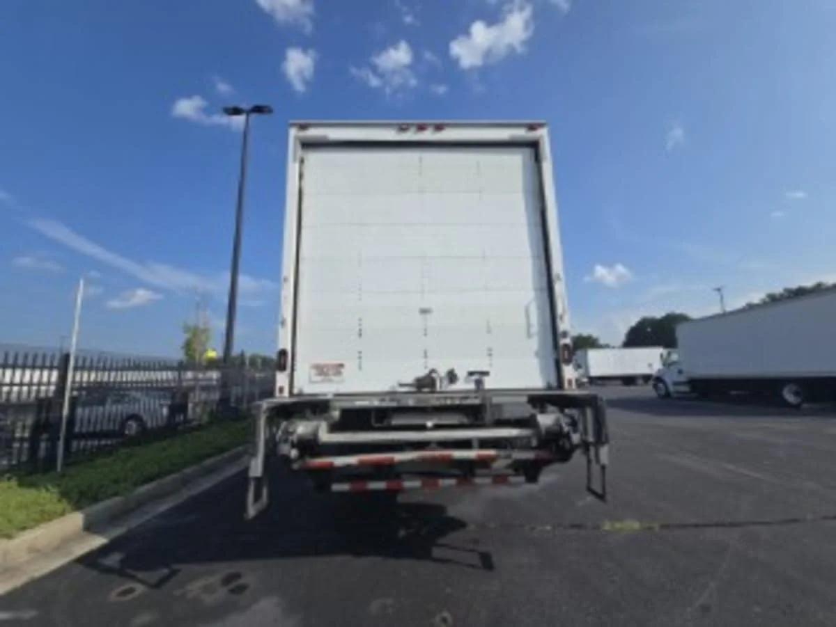 2021 Freightliner M2 106 in Atlanta, GA — photo 5