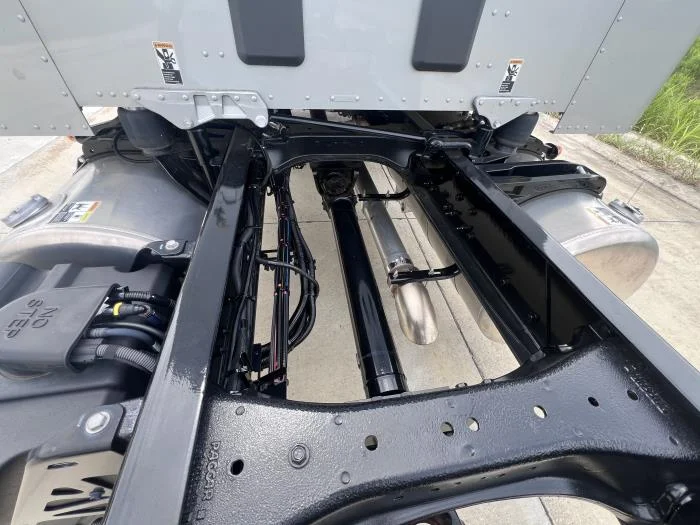 2025 Peterbilt 589 — photo 10