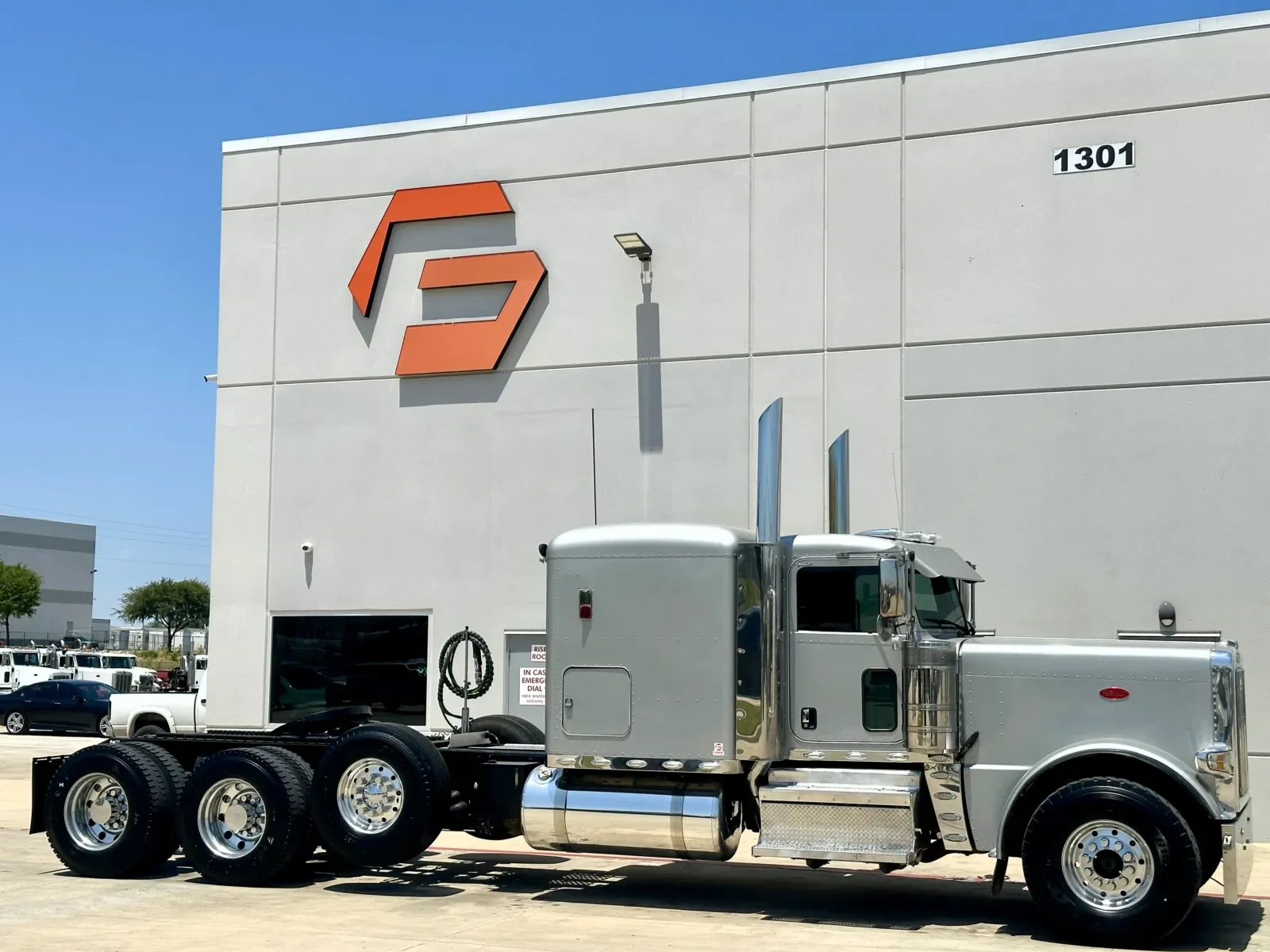 2020 Peterbilt 389