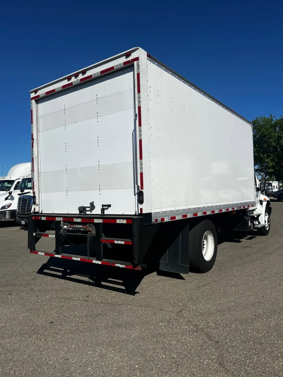 2020 International MV in West Sacramento, CA — photo 4