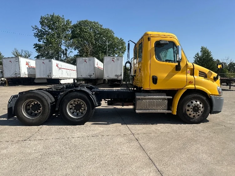 2019 Freightliner Cascadia in Nashville (Mount Juliet), TN — photo 8