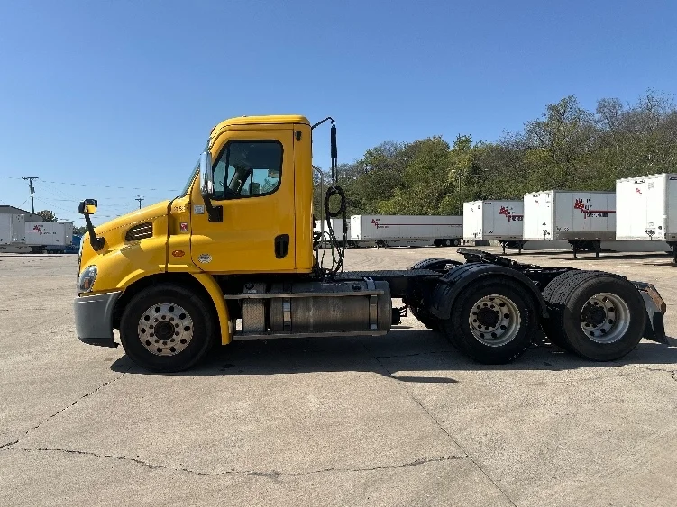 2019 Freightliner Cascadia in Nashville (Mount Juliet), TN — photo 4