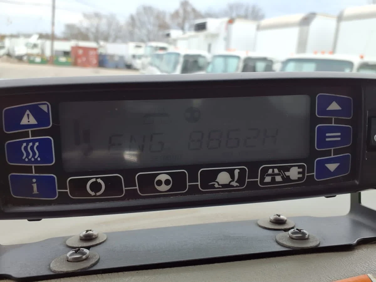 2019 International 4300 in Salisbury, MA — photo 14