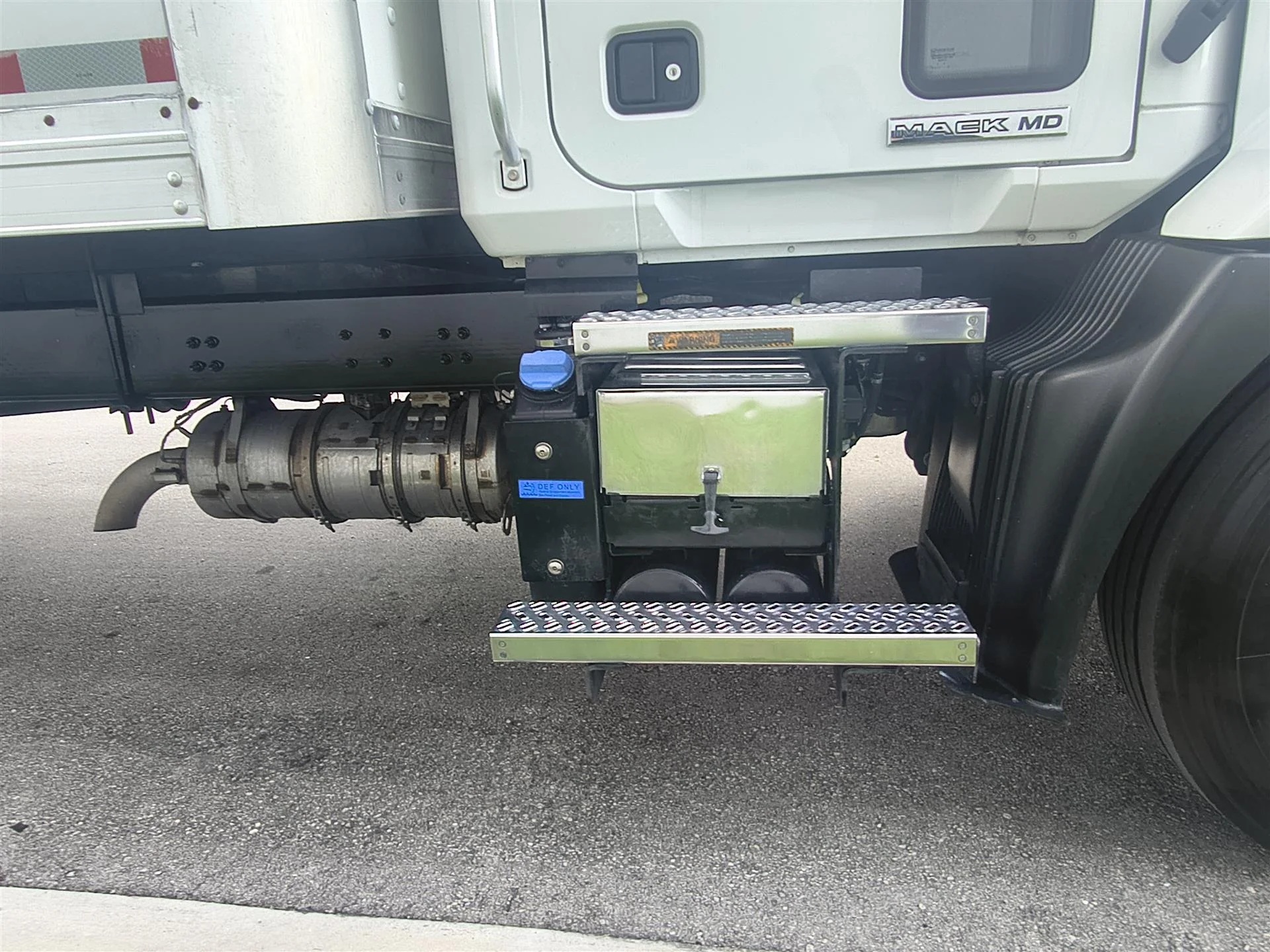 2022 Mack in Fort Lauderdale, FL — photo 4