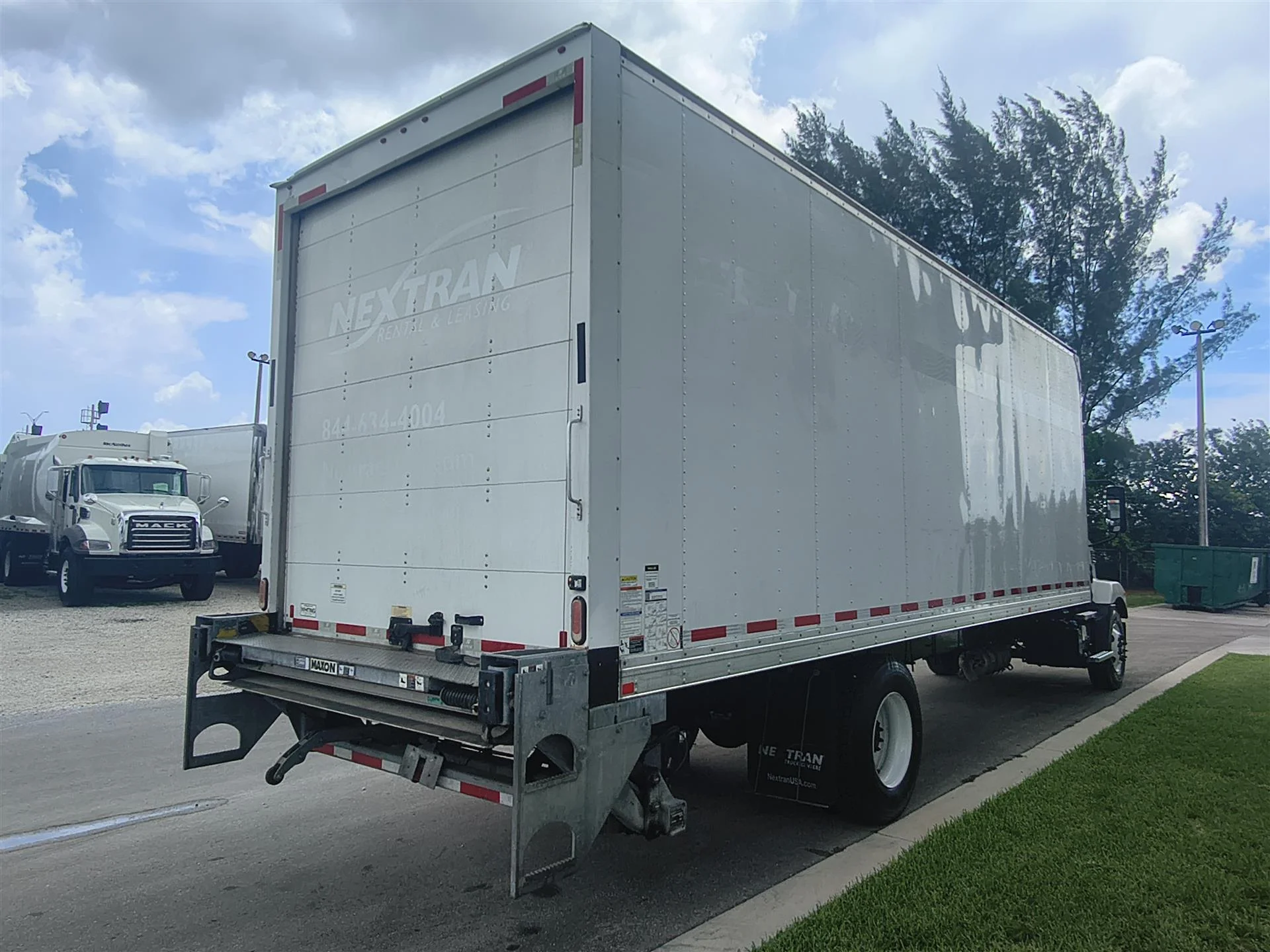 2022 Mack in Fort Lauderdale, FL — photo 5