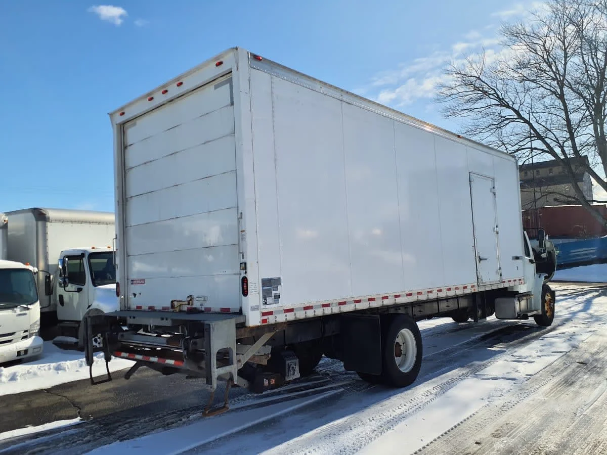 2019 Freightliner M2 106 in Springfield, MA — photo 4