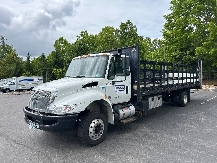 2019 International in Londonderry, NH — photo 3