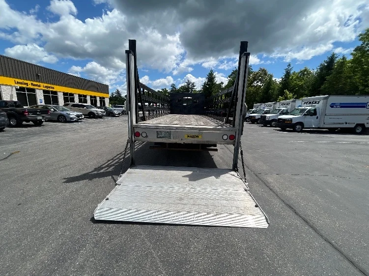 2019 International in Londonderry, NH — photo 9