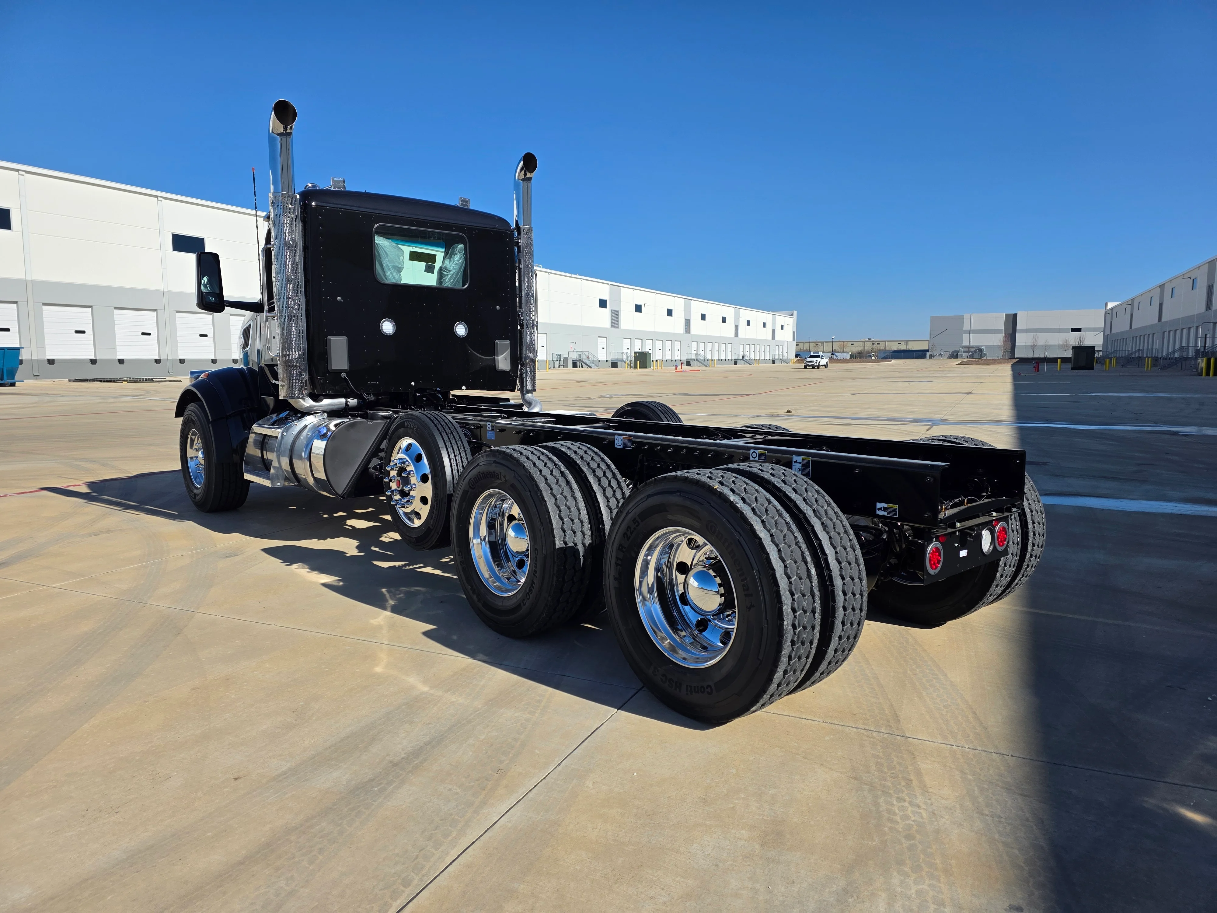 2026 Peterbilt 567 in Harlan, IA — photo 3