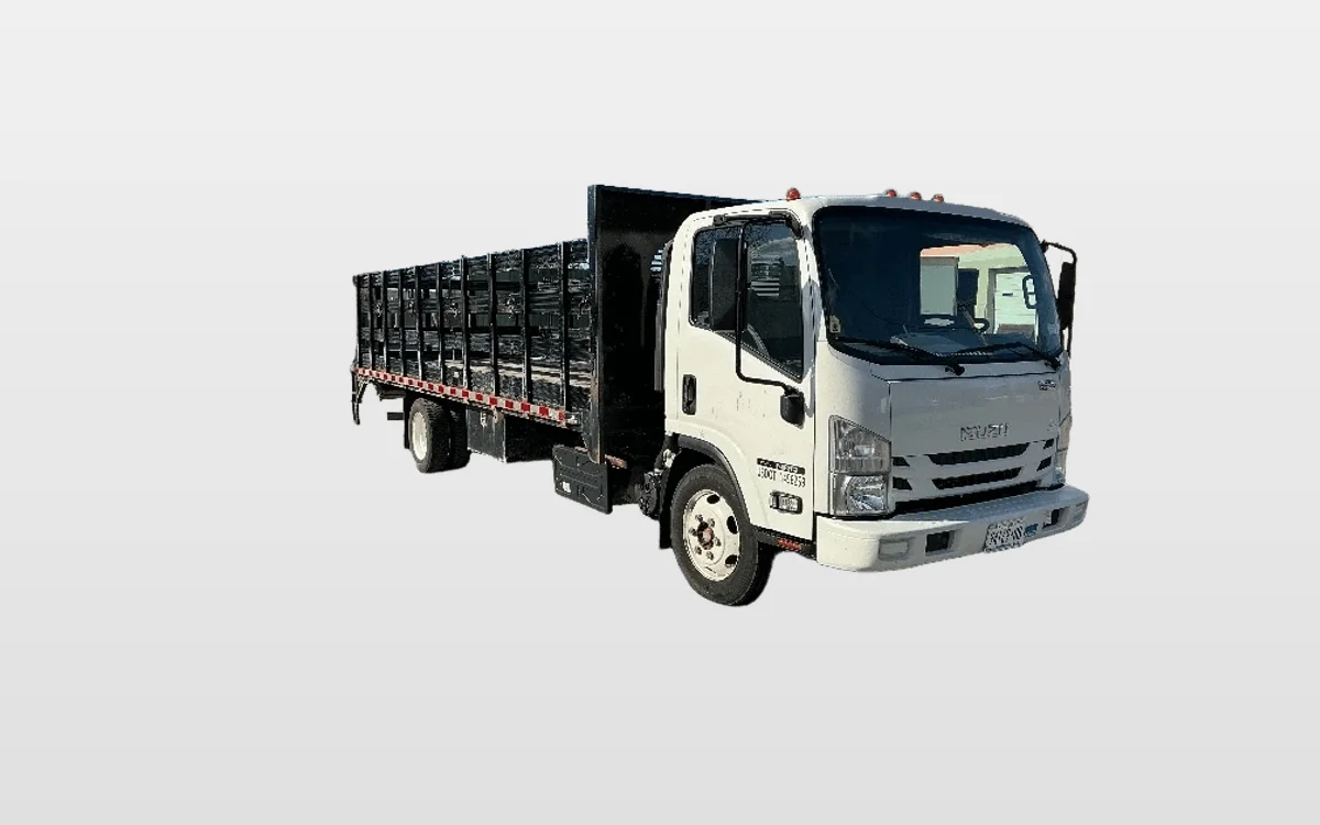 2022 Isuzu NRR - image 1