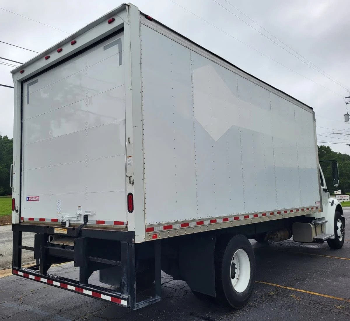 2018 Freightliner M2 106 in Jacksonville, FL — photo 4