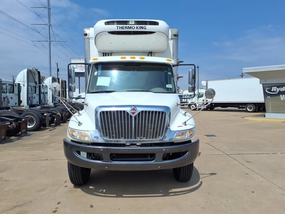 2019 International 4300 in Dallas, TX — photo 2