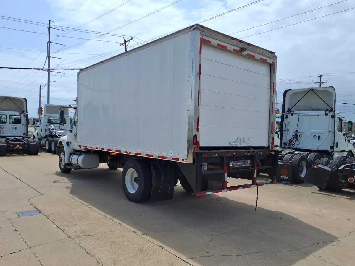 2019 International 4300 in Dallas, TX — photo 6