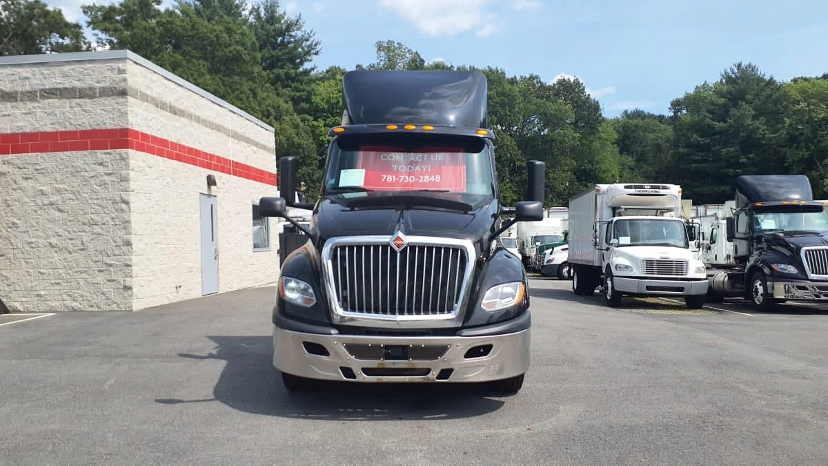 2020 International LT in Norwood, MA — photo 2