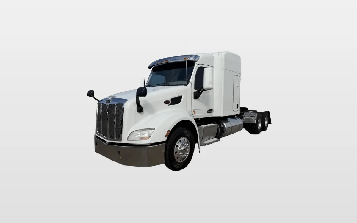2020 Peterbilt 579 - image 1