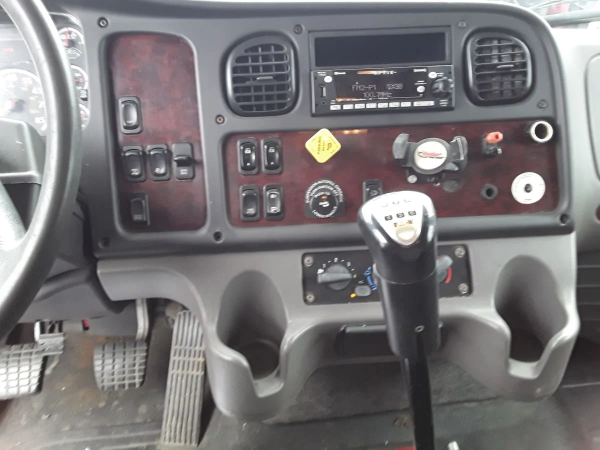 2015 Freightliner M2 112 in Salisbury, MA — photo 10
