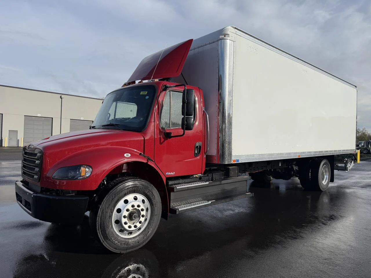 2025 Freightliner eM2 in Coburg, OR
